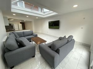 Photo 2- click for photo gallery